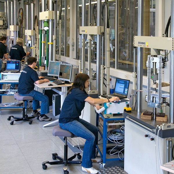 premium-aerotec-mechanische-standardtests premium-aerotec-mechanische-standardtests